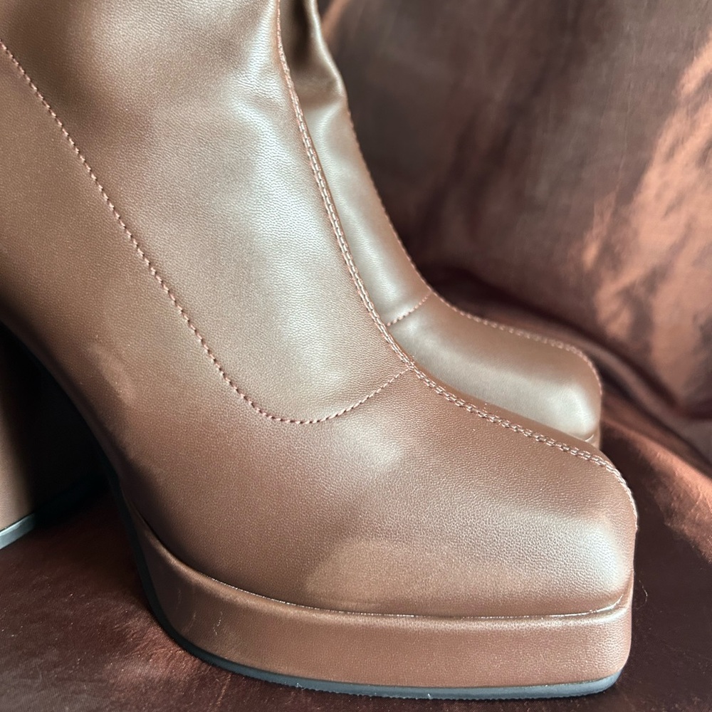 Brown Knee-High Women's Boots - Picture 3 of 11